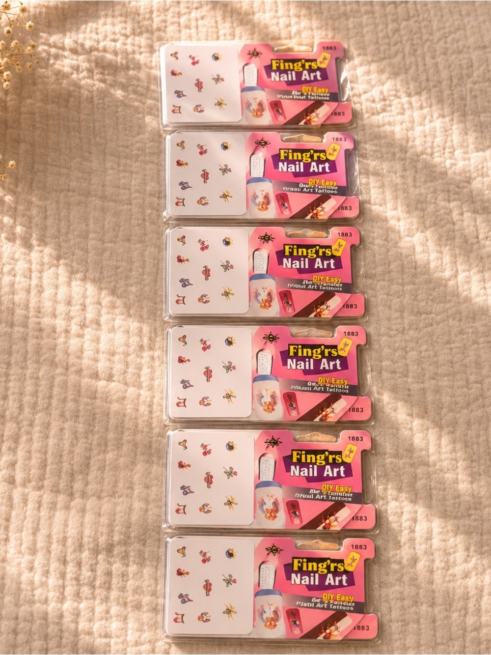 Kiss Floral Nail Art Set - Pink and White